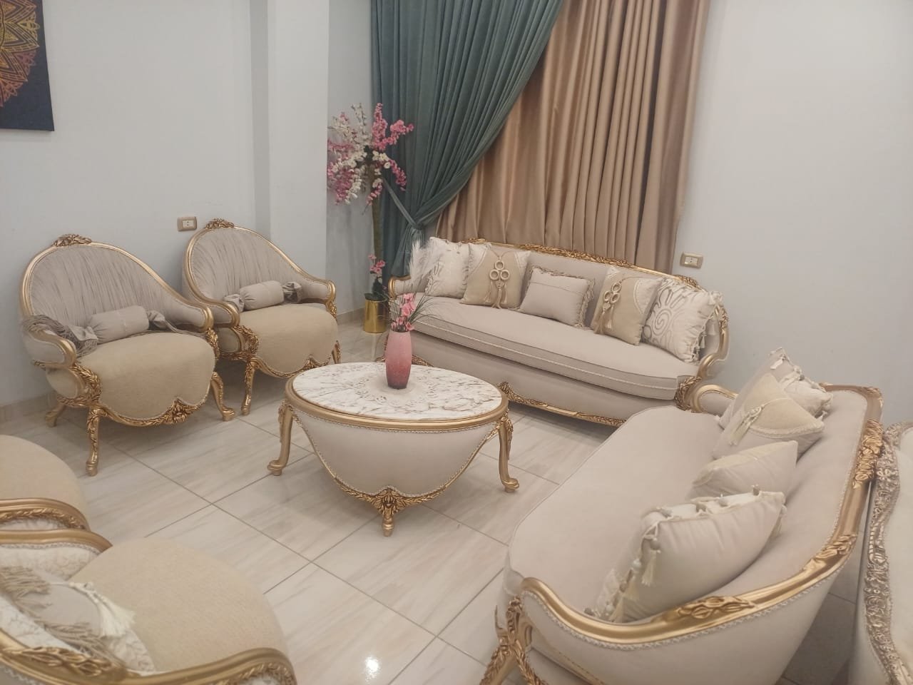 صالون دمياطي كلاسيك – 2 كنبة – 2 فوتية -2 شوفيز