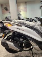 ⁦سكوتر كيواي اس سي بقدرة 200 سي سي KEEWAY SC 200⁩ - الصورة ⁦2⁩
