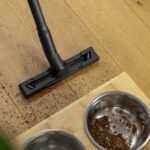 ⁦مكنسة 3×1 (غسيل + شفط رطب + شفط جاف) من كارشر – قدرة 1000 واط – 4 لتر – أبيض – SE4+⁩ - الصورة ⁦3⁩