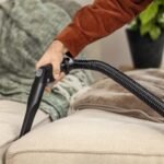 ⁦مكنسة 3×1 (غسيل + شفط رطب + شفط جاف) من كارشر – قدرة 1000 واط – 4 لتر – أبيض – SE4+⁩ - الصورة ⁦5⁩