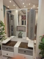⁦غرفة نوم أطفال وشباب مودرن خشب زان طبيعي دولاب 2 متر وسريرين 120×195 سم⁩ - الصورة ⁦2⁩